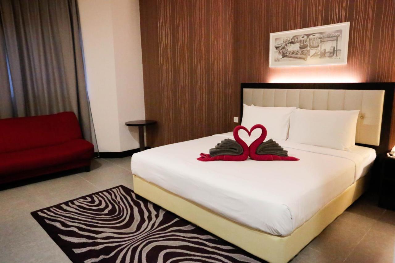 Deluxe King Room,768890149:JPEG